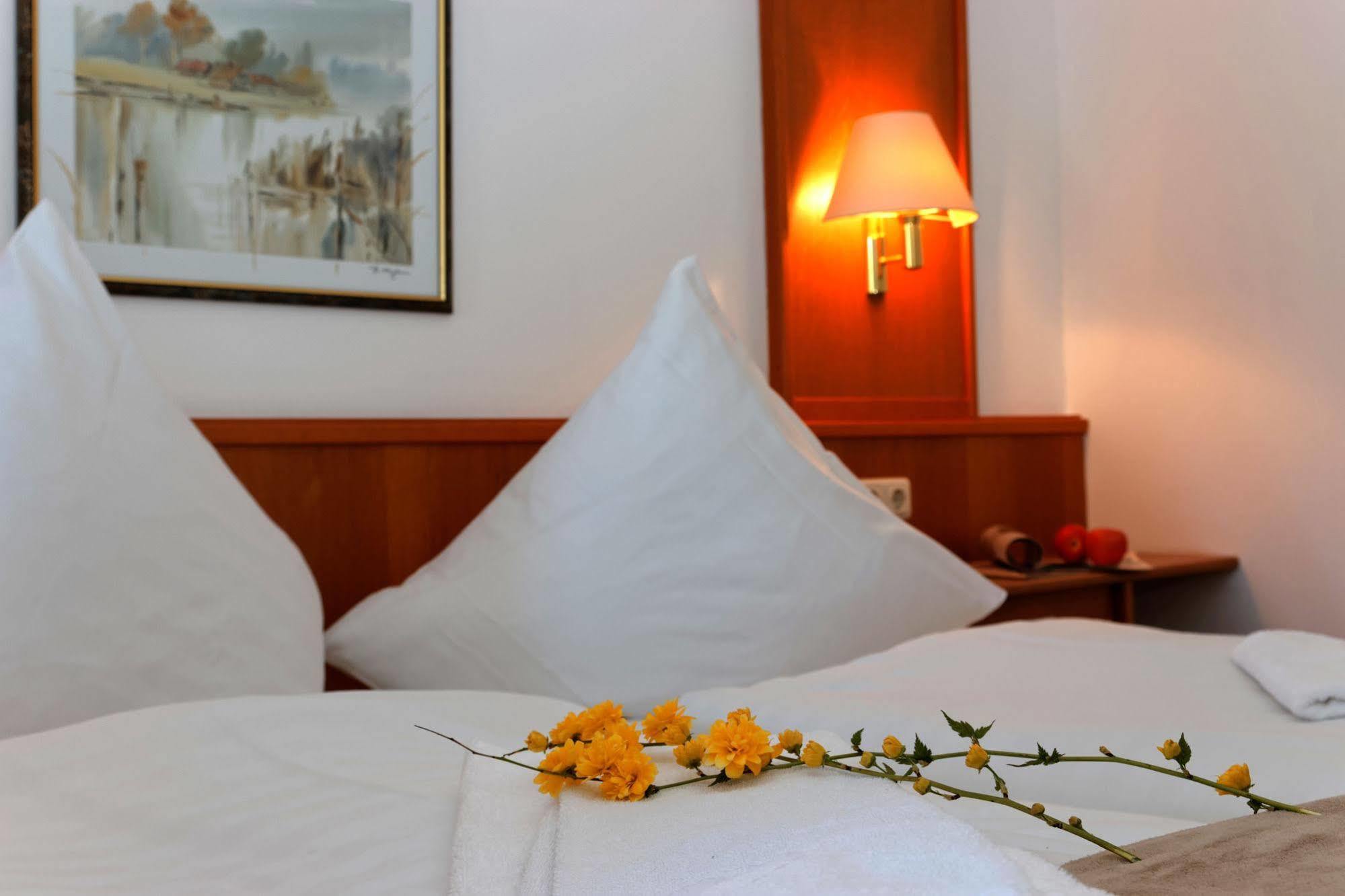 Village Hotel Bayerischer Wald Нойкирхен Экстерьер фото