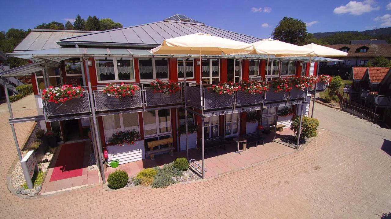 Village Hotel Bayerischer Wald Нойкирхен Экстерьер фото